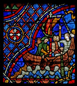 Saint Nicolas : un bateau transporte des voyageurs à Myre