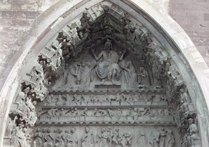 Tympan du portail gauche du transept nord représentant le Jugement Dernier, 1225-40 - French School