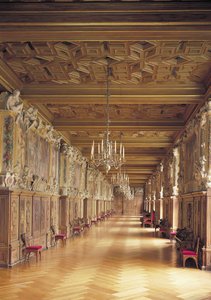 Vue sur toute la longueur de la Galerie de François Ier, 1530-40 - French School