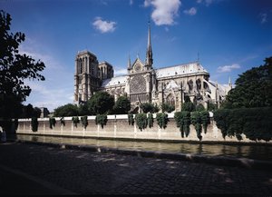 Vue de la cathédrale depuis la Seine, 1163-1345