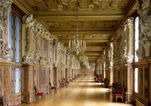 Vue de la Galerie François I, 1528-40 - French School
