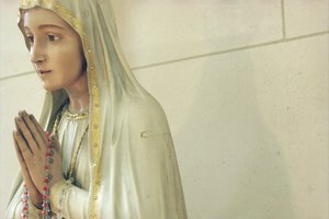 Vierge (bois peint)
