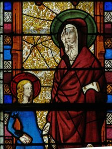 Fenêtre w17 représentant Sainte Anne et la Vierge Marie