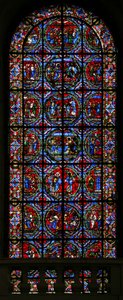 Fenêtre w2 représentant des scènes de la vie de Saint Pierre - French School