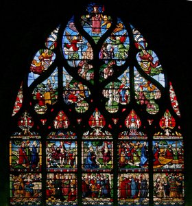 Fenêtre w6 représentant des scènes de la vie de Sainte Marie-Madeleine - French School