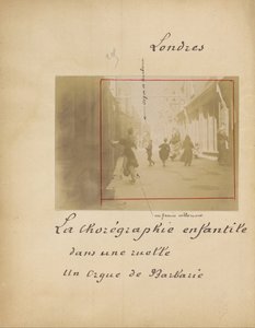 Londres. La Chorégraphe Enfantile Dans Une Ruelle Un Orgue Barbarie - French Unknown maker