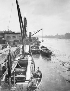Albert Embankment vers Lambeth Palace depuis Vauxhall Bridge, Londres - George Davison Reid