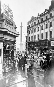 Colonne de Nelson, The Strand et Lyons Cornor House, Westminster, Londres