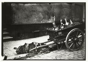 Chien de trait tirant une charrette avec des bidons - George Hendrik Breitner