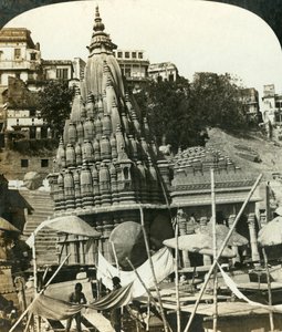 Temples sur les rives du Gange, Bénarès, Inde, vers 1909 - George Rose