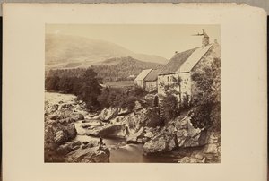 Un moulin à eau dans les Highlands - George Washington Wilson