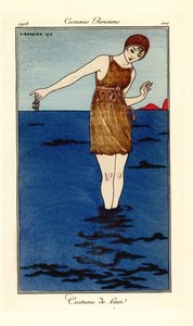 Femme en costume de bain jusqu