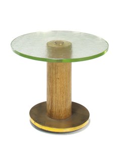Table occasionnelle en chêne, verre et laiton, vers 1930