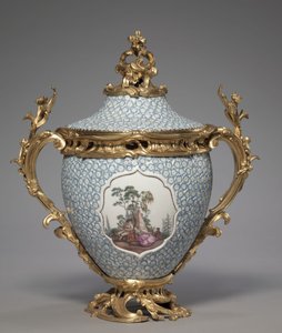 Vase couvert, manufacture Meissen Porcelain Factory, Allemagne, 1749