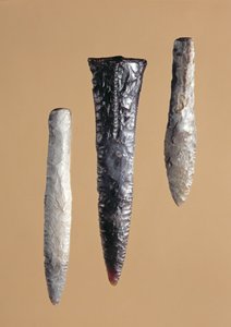 Dagues en silex de la période néolithique tardive, trouvées à Grebenhagen, Heunetal-Holzheim et Niederaula