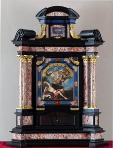 Horloge avec représentation de saint Jérôme écoutant la trompette du jugement dernier Peinture de Giacinto Brandi (1621-1691) Structure et mécanisme réalisés par Giuseppe Campani - 17ème siècle Dim 128x100x44 cm Gênes musei di strada nuova