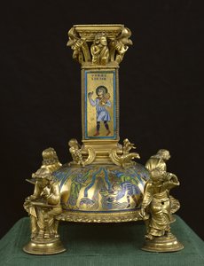 Base de la croix de Saint-Bertin, de l