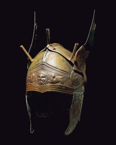 Casque ailé de type chalcidien