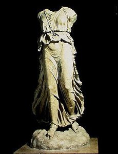 Figure de Nike, personnification de la Victoire