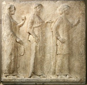 Les Trois Grâces, relief du Passage des Théores, de Thasos, vers 470 av. J.-C. - Greek