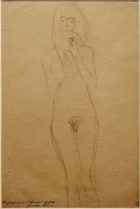 Nu féminin debout, bouche cachée par les cheveux
