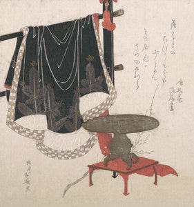 Vase de fleurs avec support, robe suspendue sur un porte-manteau - Hachifusa Shuri