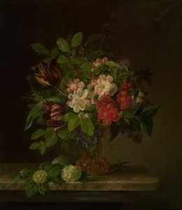 Un verre avec des fleurs de printemps - Hanne Hellesen