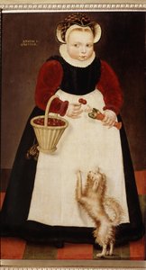 Portrait de petite fille tenant un panier de cerises et une petite poupée