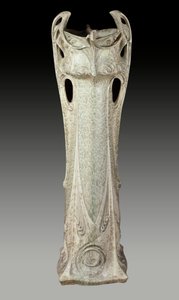 Art Nouveau : Jardinière vers 1902-1903 réalisée par Hector Guimard (1867-1942), 20e siècle. Sèvres, Musée national de la céramique. - Hector Guimard