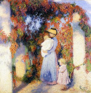 Femme avec deux enfants sous la pergola principale à Marquayrol, vers 1900