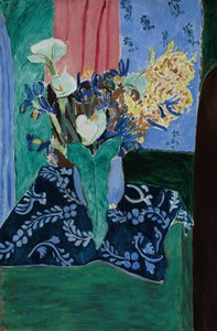 Arums, Iris et Mimosas (Fleurs dans un vase bleu sur une nappe bleue) - Henri Matisse