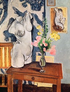 Le torse en plâtre