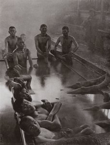 Un bain public à Kanawa - Herbert Ponting