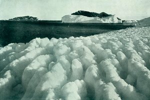 Crêtes de glace après une tempête de neige, vers 1910-1913, 1913