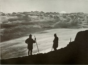 Coucher de soleil depuis le sommet du Fuji, 1910 - Herbert Ponting