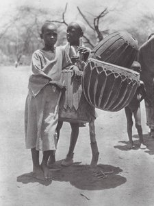 Afrique : Tambours Aulad Hamid - Hugo Adolf Bernatzik