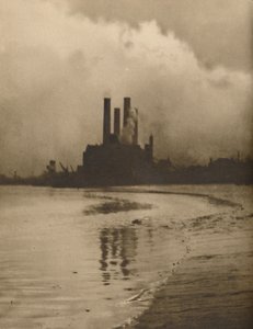 Cheminées de Chelsea : centrale électrique sur le site des anciens jardins de Cremorne, vers 1935 - Huson