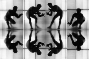Silhouettes dynamiques en reflet - Igor Shrayer