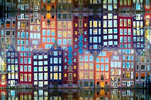Maisons au bord du canal illuminées - Igor Shrayer