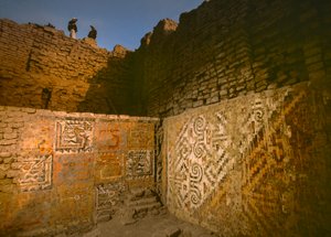 Art élaboré sur les murs de Huaca Cao Viejo à El Brujo, 2005 - Ira Block