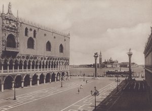 Piazzetta (photo n/b)