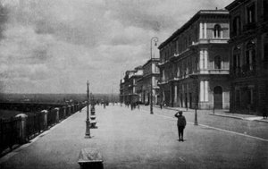 Tarente, Cours des deux mers (photo n/b)