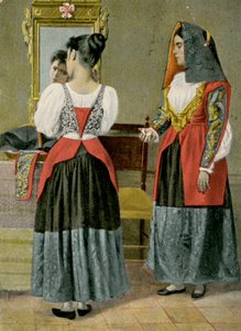 Deux femmes en costumes traditionnels, Sennori, Sardaigne, Italie, photographie de G Dessi, Cagliari