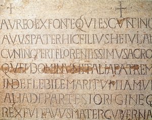 Archéologie du Moyen Âge : pierre tombale du roi lombard Cunipert, dit le Pieux - Italian School