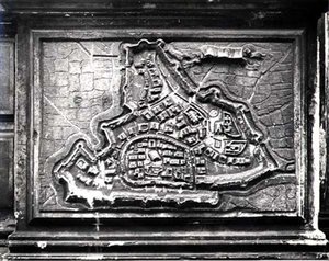 Carte en relief de la façade de l