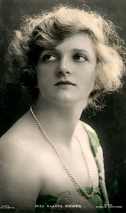 Gladys Cooper 1888-1971, actrice anglaise, début du 20e siècle - J. Beagles and Co.