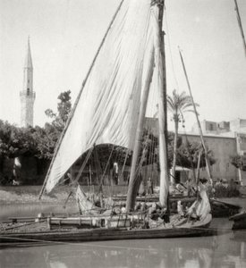 Sur le canal Mahmoudiyah, Alexandrie, Égypte