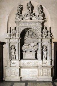 Monument funéraire en hommage au cardinal Girolamo Basso Della Rovere (sculpture en marbre)