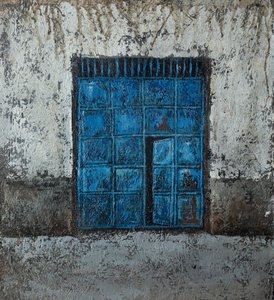 Mur-fenêtre bleu patiné