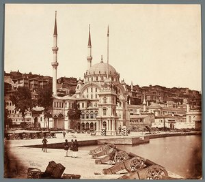 « Mosquée de Tophanna » [Istanbul. La mosquée de Tophane]